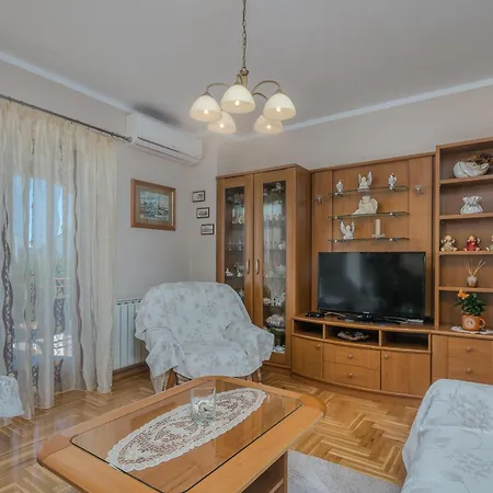 Apartment Marina Porat (Krk)